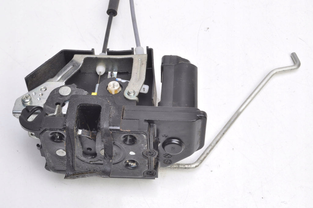 HYUNDAI i10 DOOR LOCK RIGHT FRONT EU HB 5D 82623-0X000