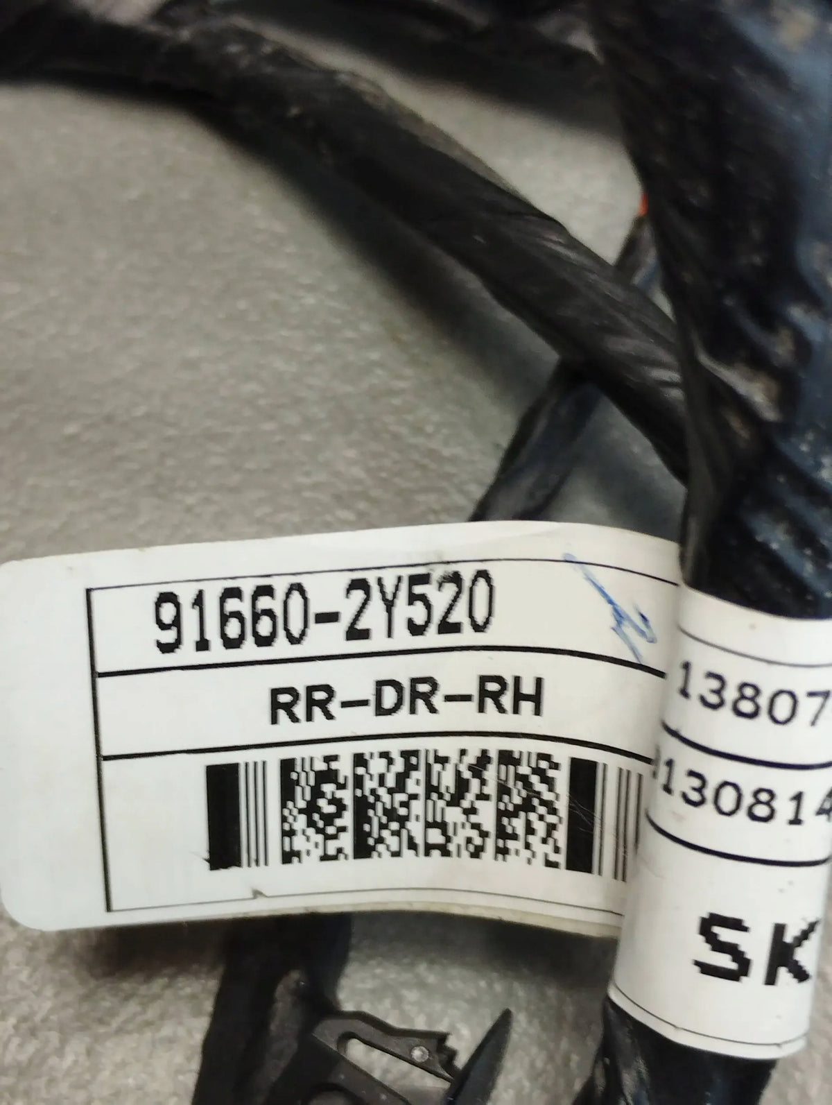 Hyundai ix35 DOOR HARNESS RIGHT REAR 91660-2Y520