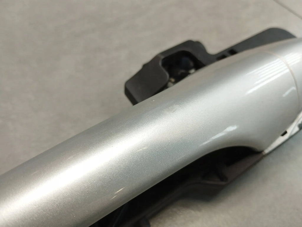 Hyundai ix35 HANDLE RIGHT REAR RAH
