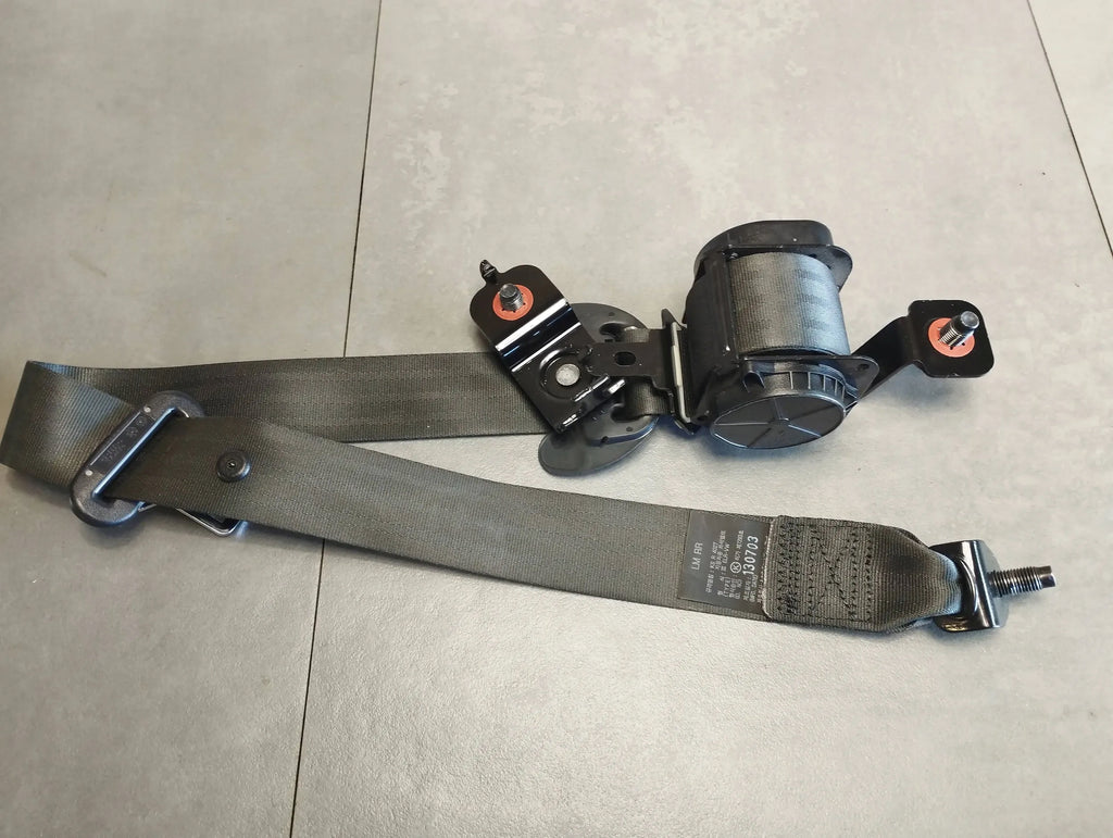 Hyundai ix35 SEAT BELT RIGHT REAR 89820-2Y2009P