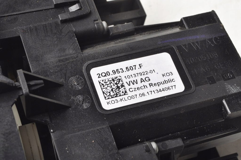 IBIZA V COMBINED SWITCH 2Q0953507F 6RA959653