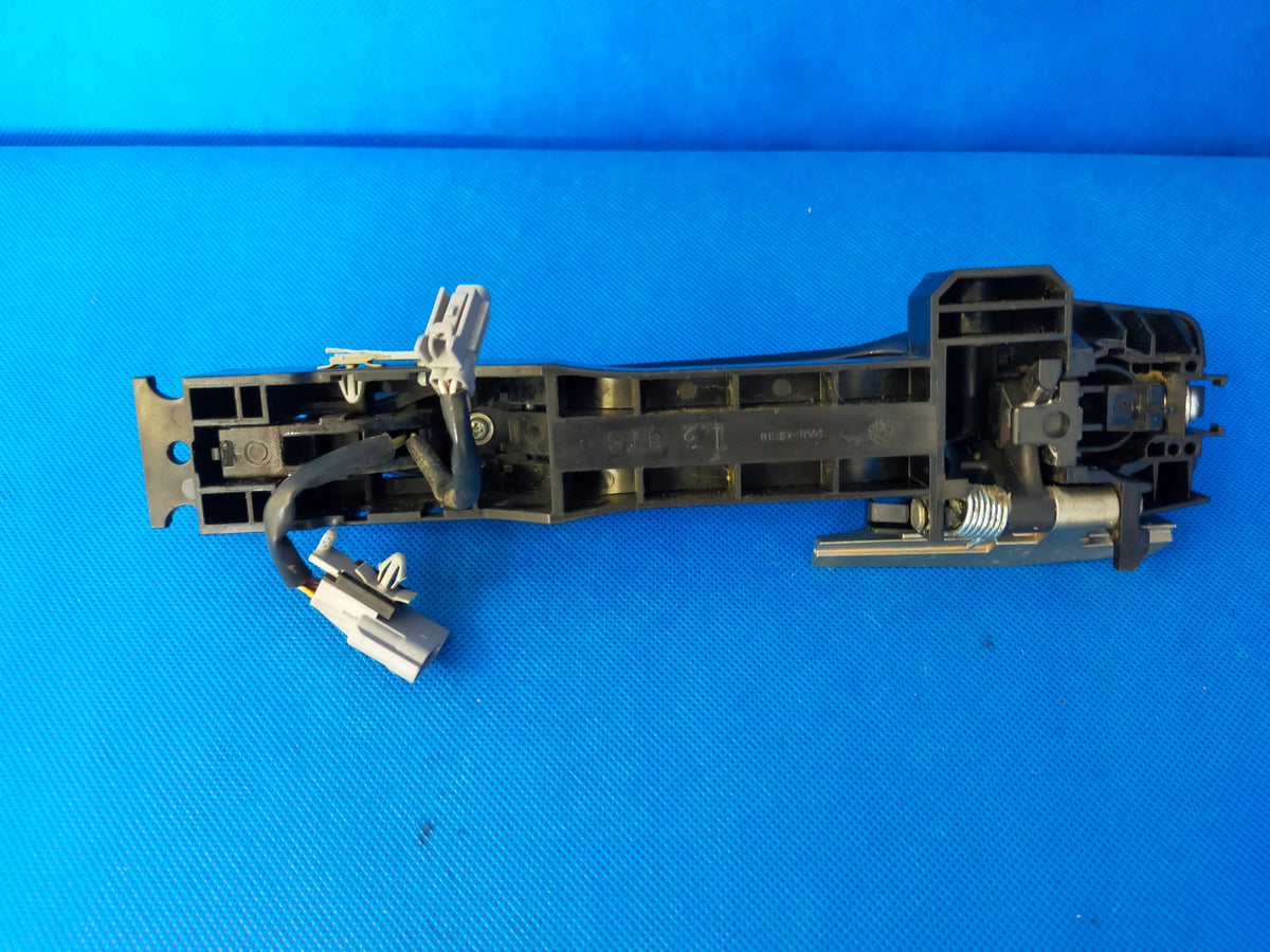 INFINITI Q50 S 3.5 HYBRID DOOR HANDLE T/L 2014R