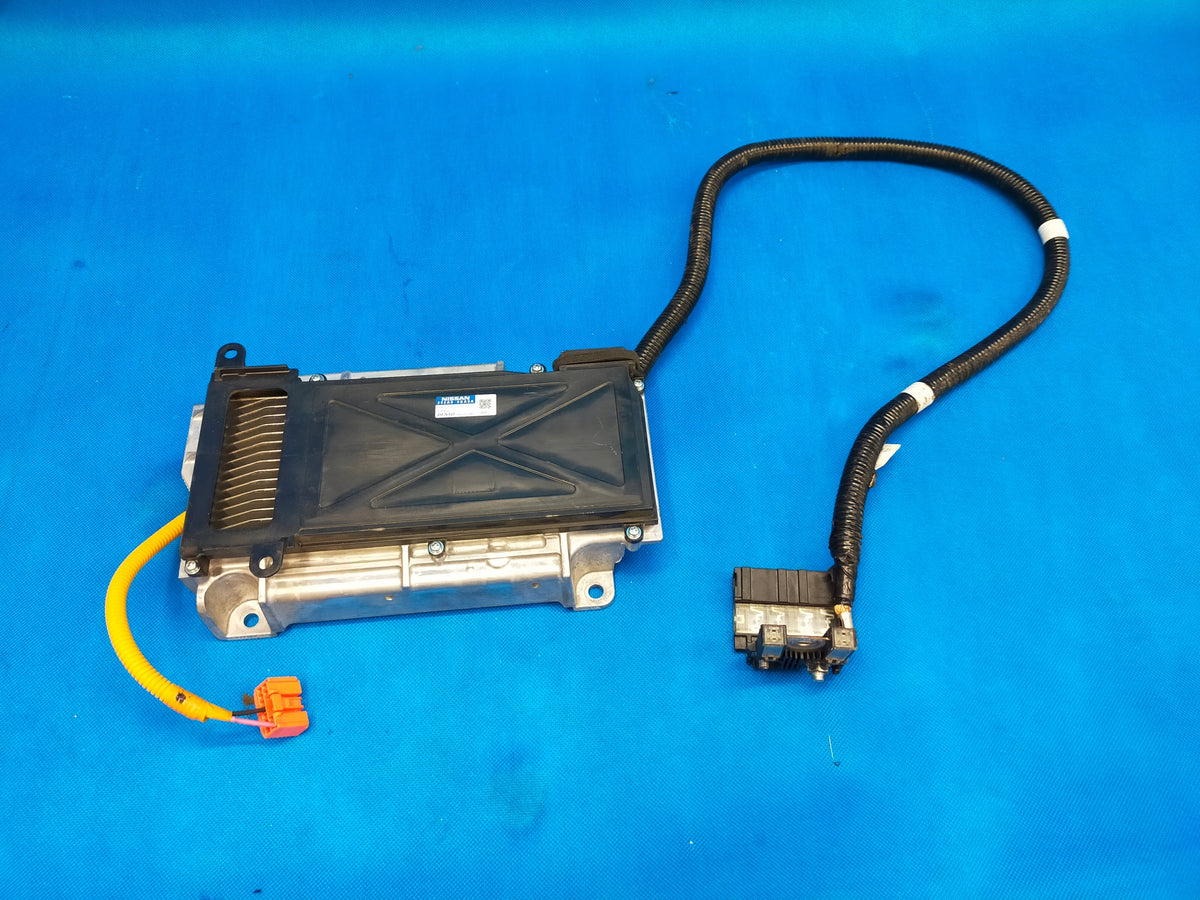 INFINITI Q50 S 3.5L 306KM 2014 R BATTERY VOLTAGE CONVERTER 292A04GA0A