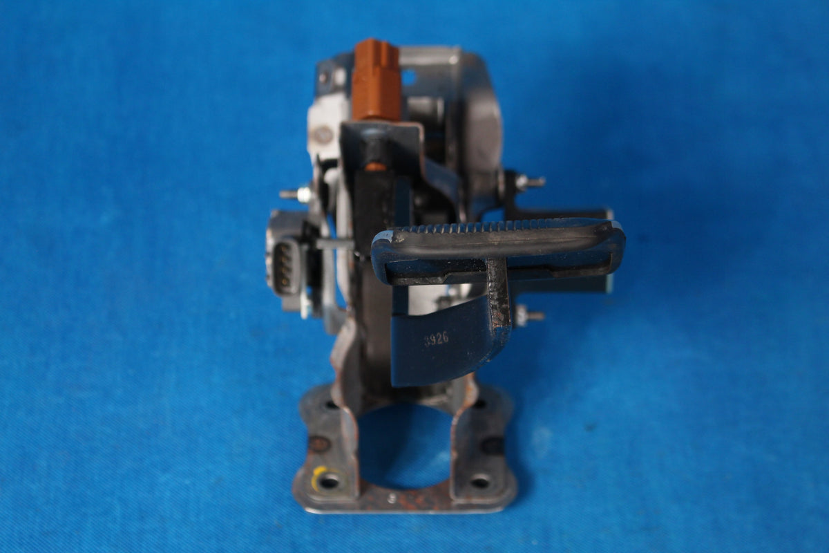 INFINITI Q50S 3.5 HYBRID BRAKE PEDAL EUROPA 479201MG0A 465014GF4D 2014R