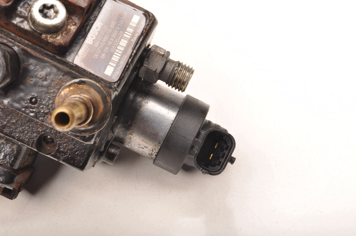 INJECTION PUMP Alfa-Romeo 159 FIAT CROMA II 2.4 D 0055204429 0445010123