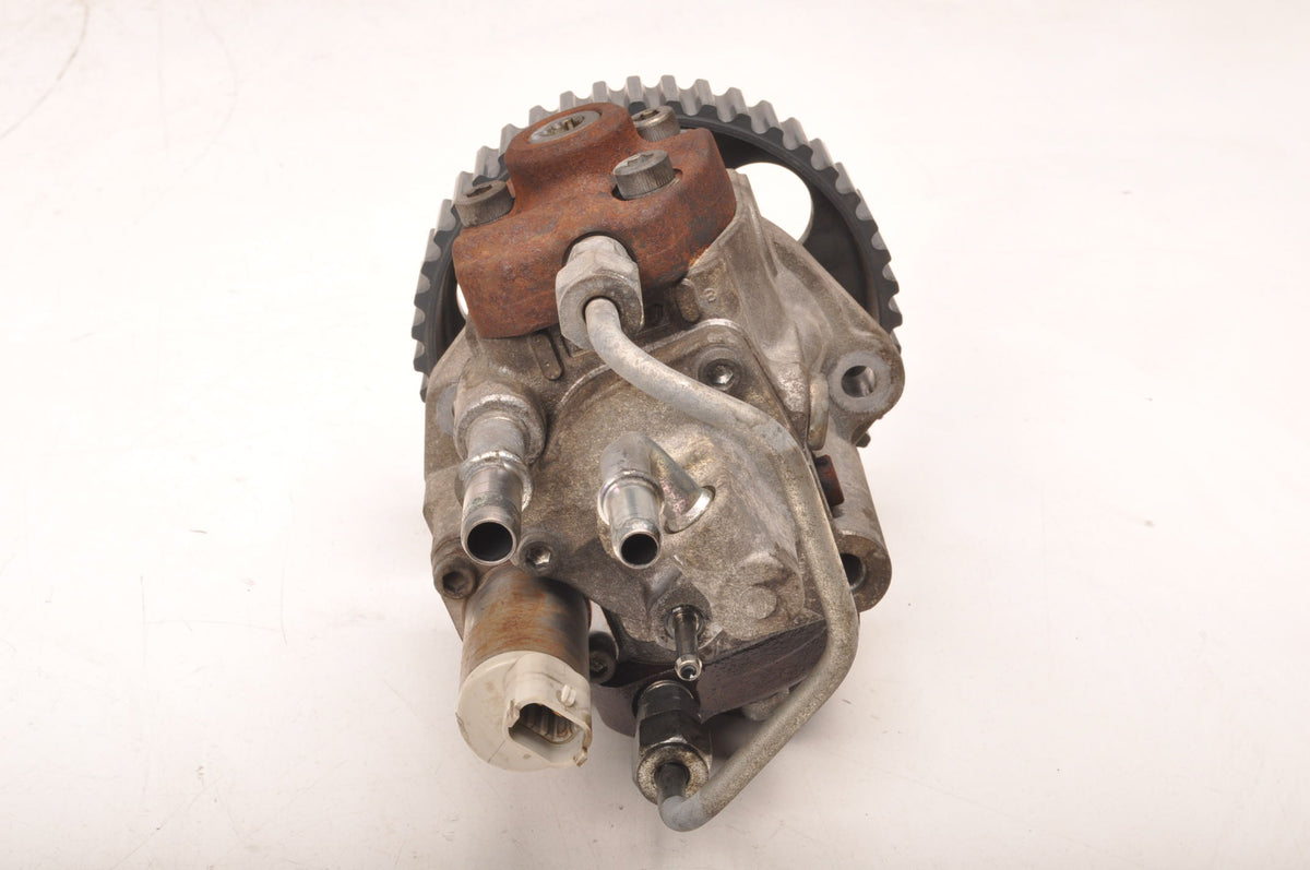 INJECTION PUMP OPEL MOCHA AND MERIVA 1.7 CDTI 131KM 55586499
