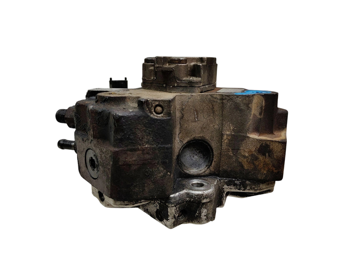 INJECTION PUMP VOLVO S80 AND 2.4D D5 163KM 8642778