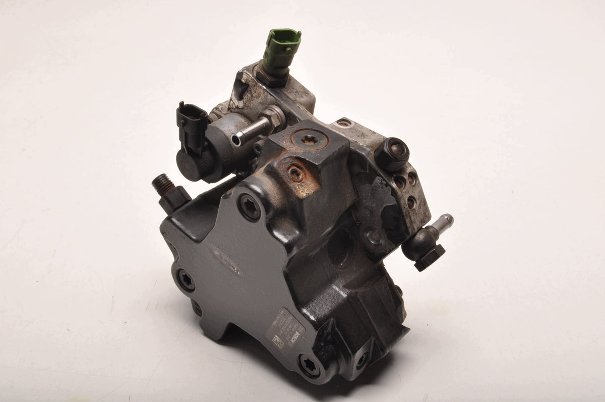 INJECTION PUMP VOLVO XC90 XC70 V70 S60 2.4 D5 185KM 31303475