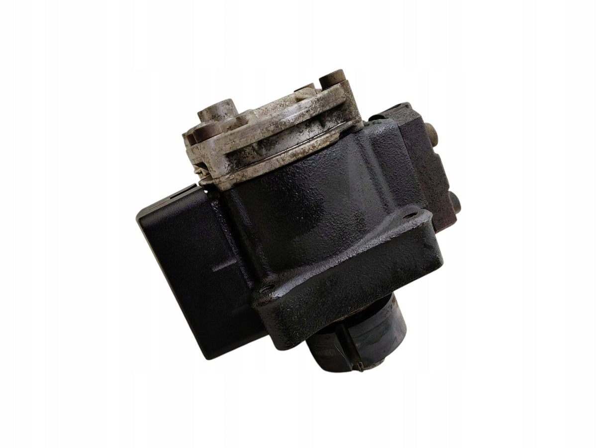 INJECTION PUMP VW GOLF VI PASSAT B6 OCTAVIA II 1.6 TDI CAY 03L130755E