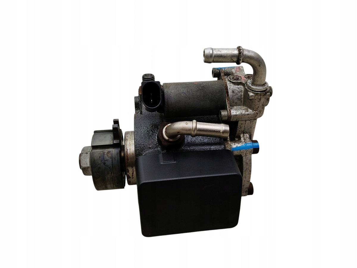 INJECTION PUMP VW GOLF VI PASSAT B6 OCTAVIA II 1.6 TDI CAY 03L130755E