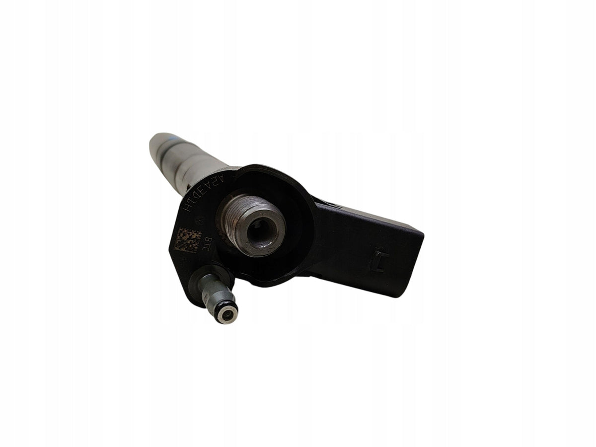 INJECTOR AUDI A6 C6 A3 8P A4 B8 A5 8T Q5 8R TT 8J 2.0 TDI 03L130277