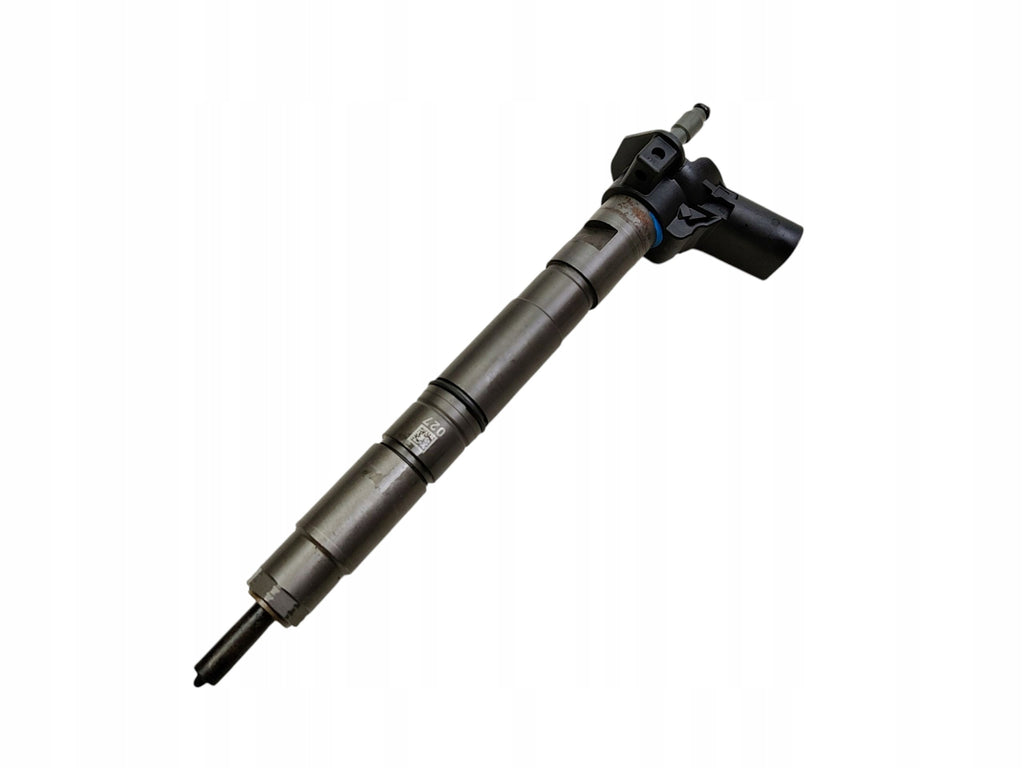 INJECTOR AUDI A6 C6 A3 8P A4 B8 A5 8T Q5 8R TT 8J 2.0 TDI 03L130277