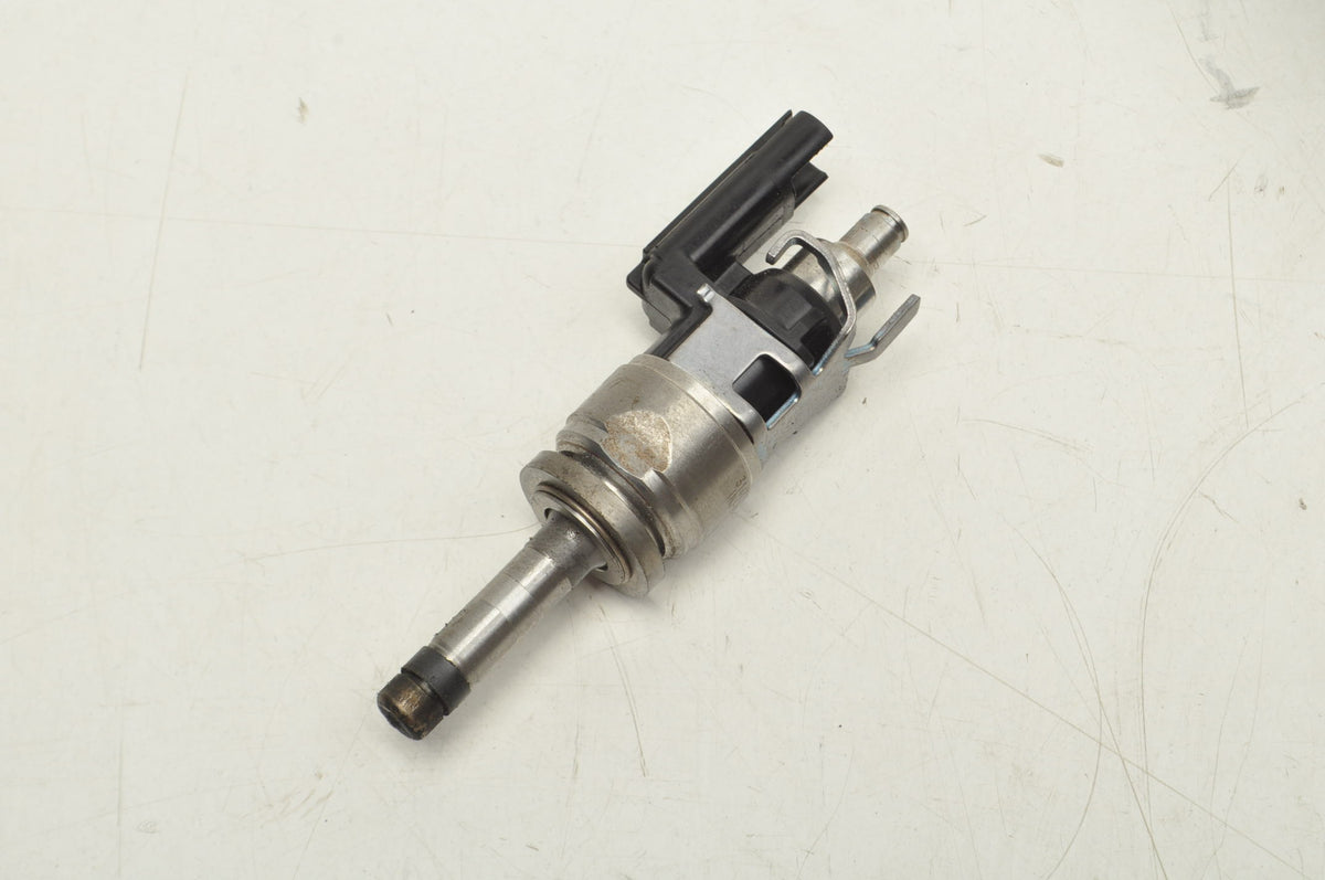 INJECTOR VOLVO S90 V90 S60 XC90 XC60 2.0 16V T8 31432778