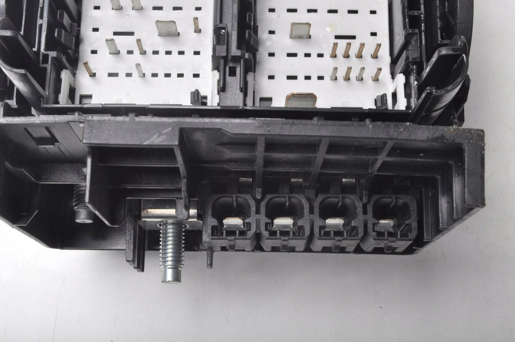 INSIGNIA II B 1.5 FUSE BOX 39116632