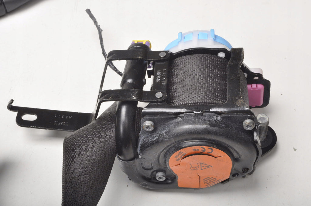 INSIGNIA II B BELT RIGHT FRONT FRONT 23464716