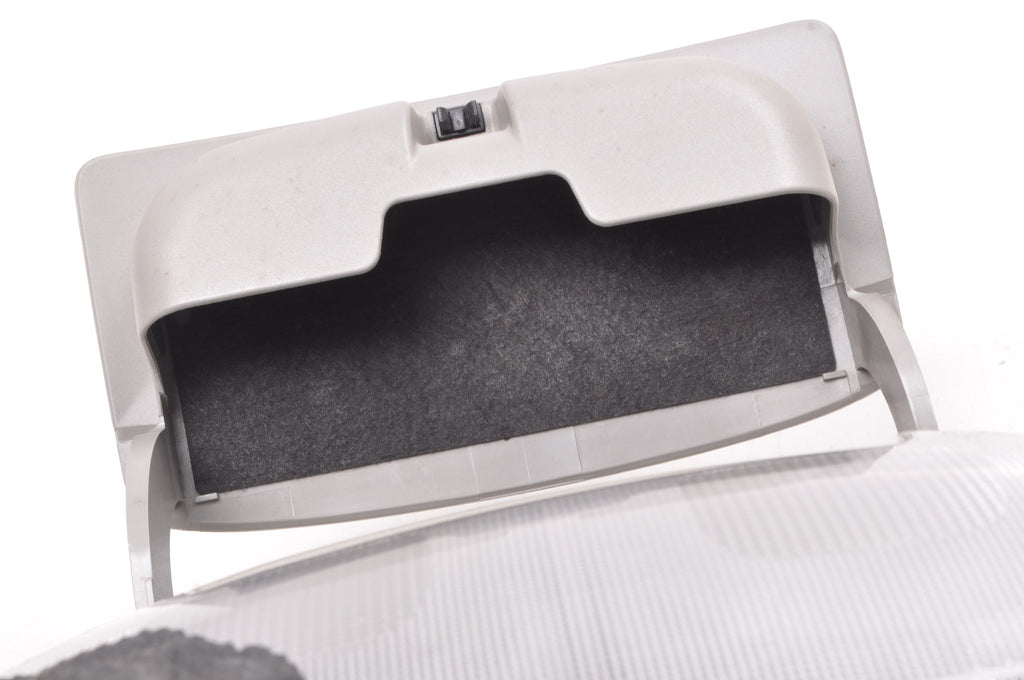 ISUZU D-MAX AND LIGHTING INTERIOR CABIN LAMP