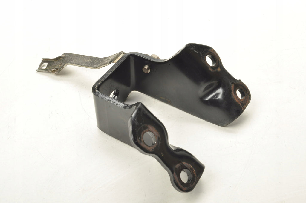 ISUZU D-MAX III ENGINE PAW BRACKET P0