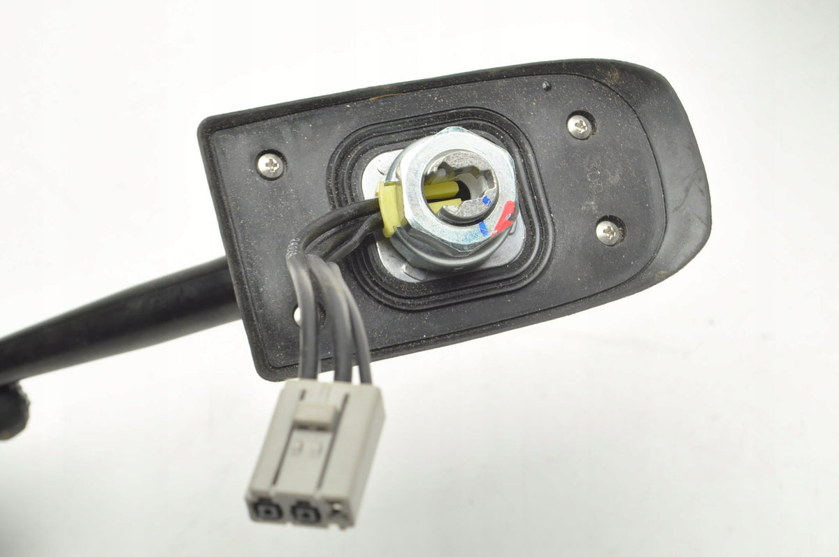 ISUZU D-MAX III ROOF RADIO ANTENNA 23R