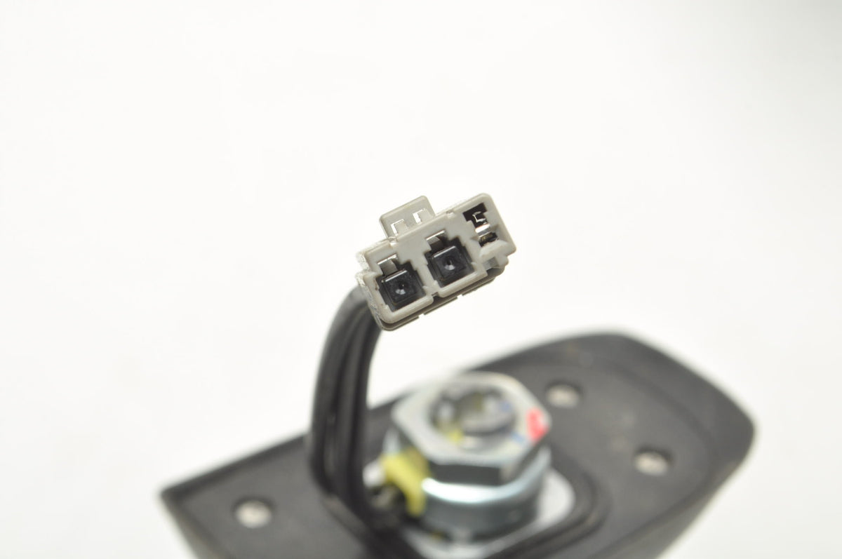 ISUZU D-MAX III ROOF RADIO ANTENNA 23R