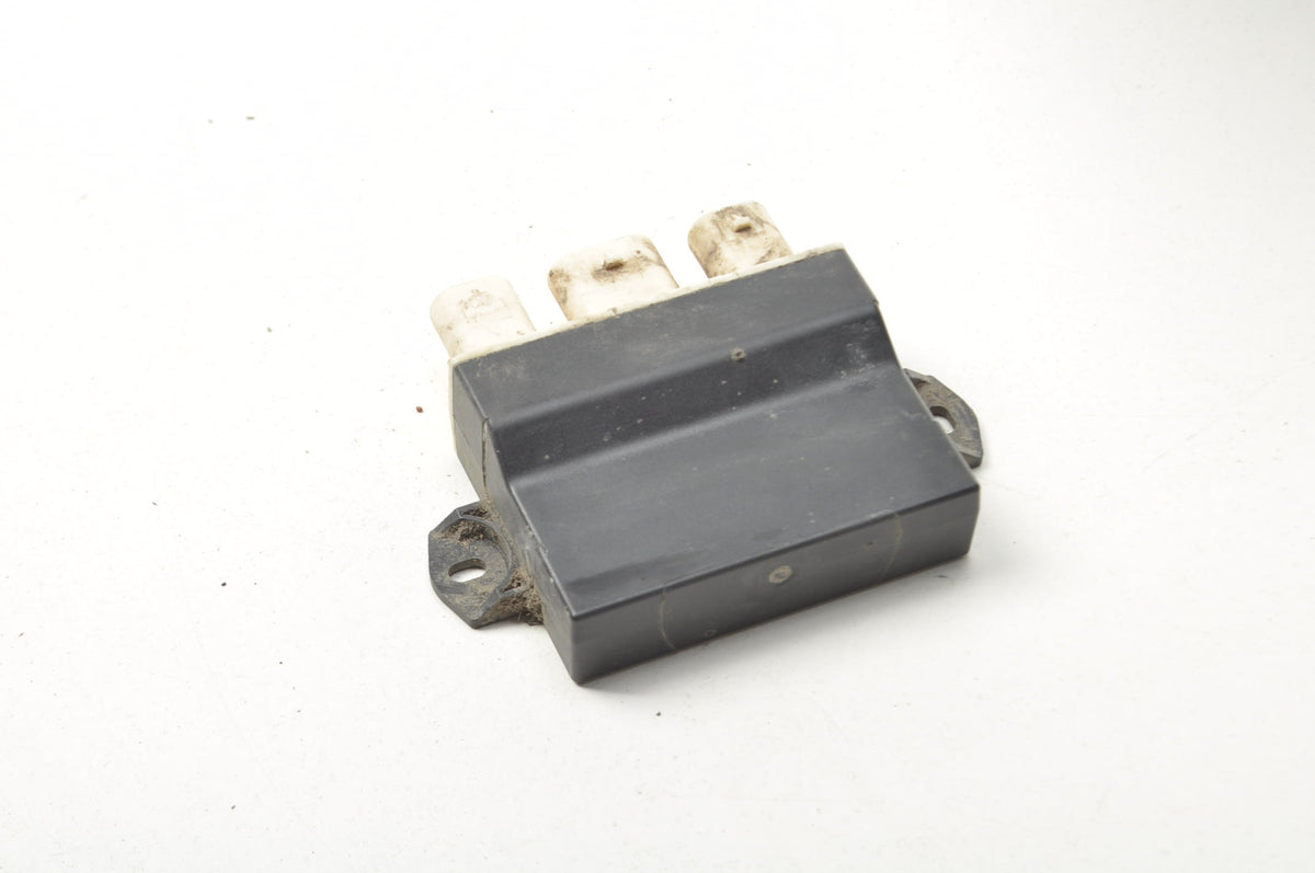 JAGUAR F-PACE X761 FLAP OPENING SENSOR C02731-103