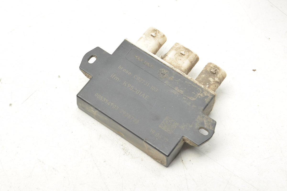 JAGUAR F-PACE X761 SENSOR FLAP OPENING MODULE C02731-103