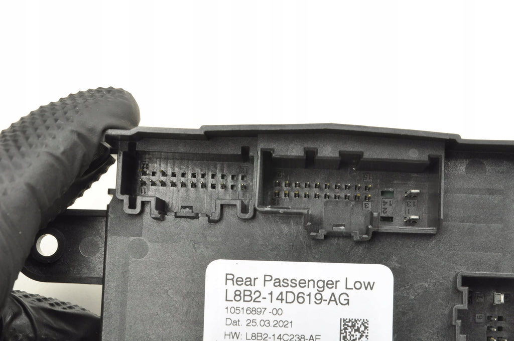 JAGUAR I-PACE X590 DOOR MODULE REAR L8B2-14D619-AG