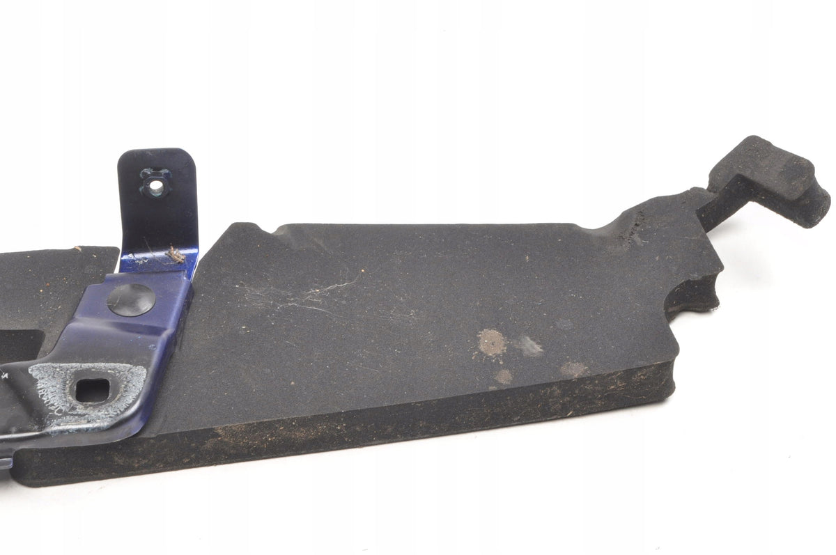 JAGUAR I-PACE X590 FENDER MOUNT BRACKET M9D3-16A142-AA
