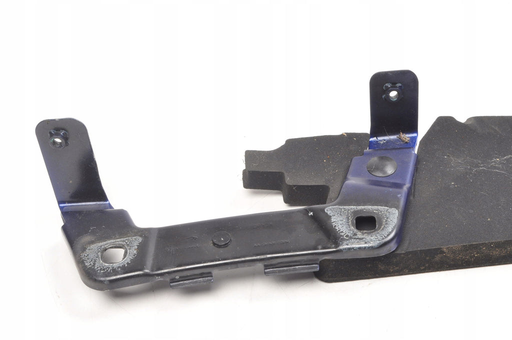 JAGUAR I-PACE X590 FENDER MOUNT BRACKET M9D3-16A142-AA