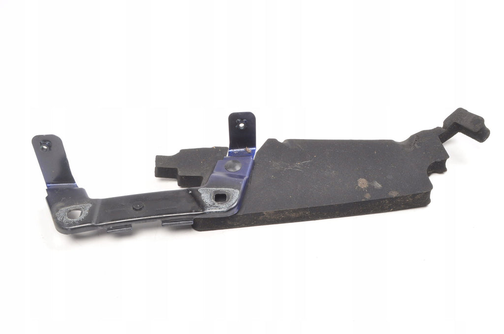 JAGUAR I-PACE X590 FENDER MOUNT BRACKET M9D3-16A142-AA