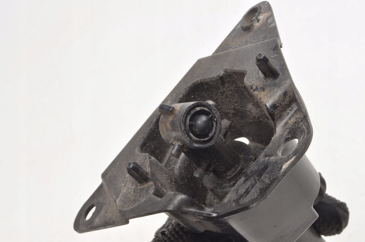 JAGUAR XE X760 HEADLIGHT WASHER PUMP RIGHT GX73-13K130-BA