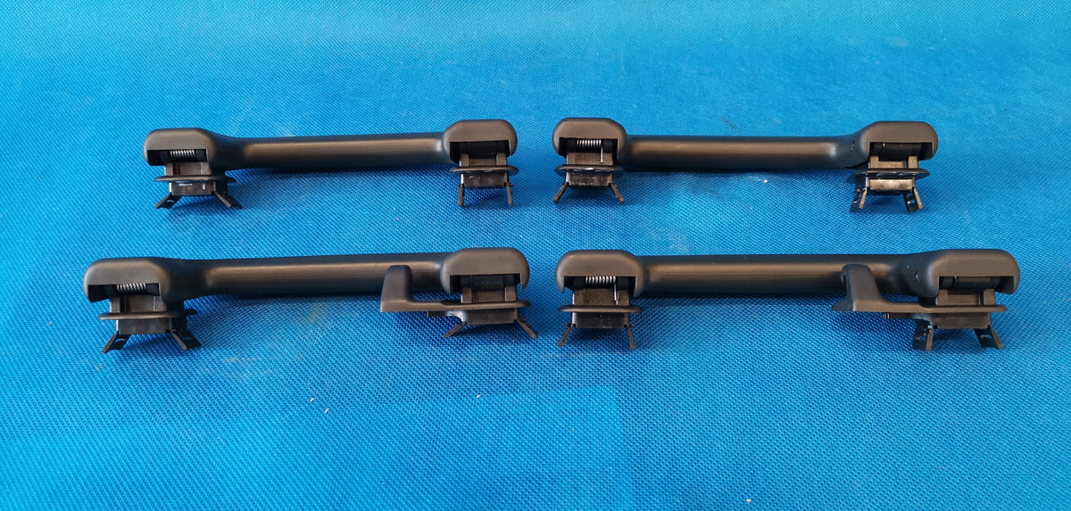 JAGUAR XF II X260 2018R 3.0 TD V6 HEADLINER HANDLES GK72-31406-A/B