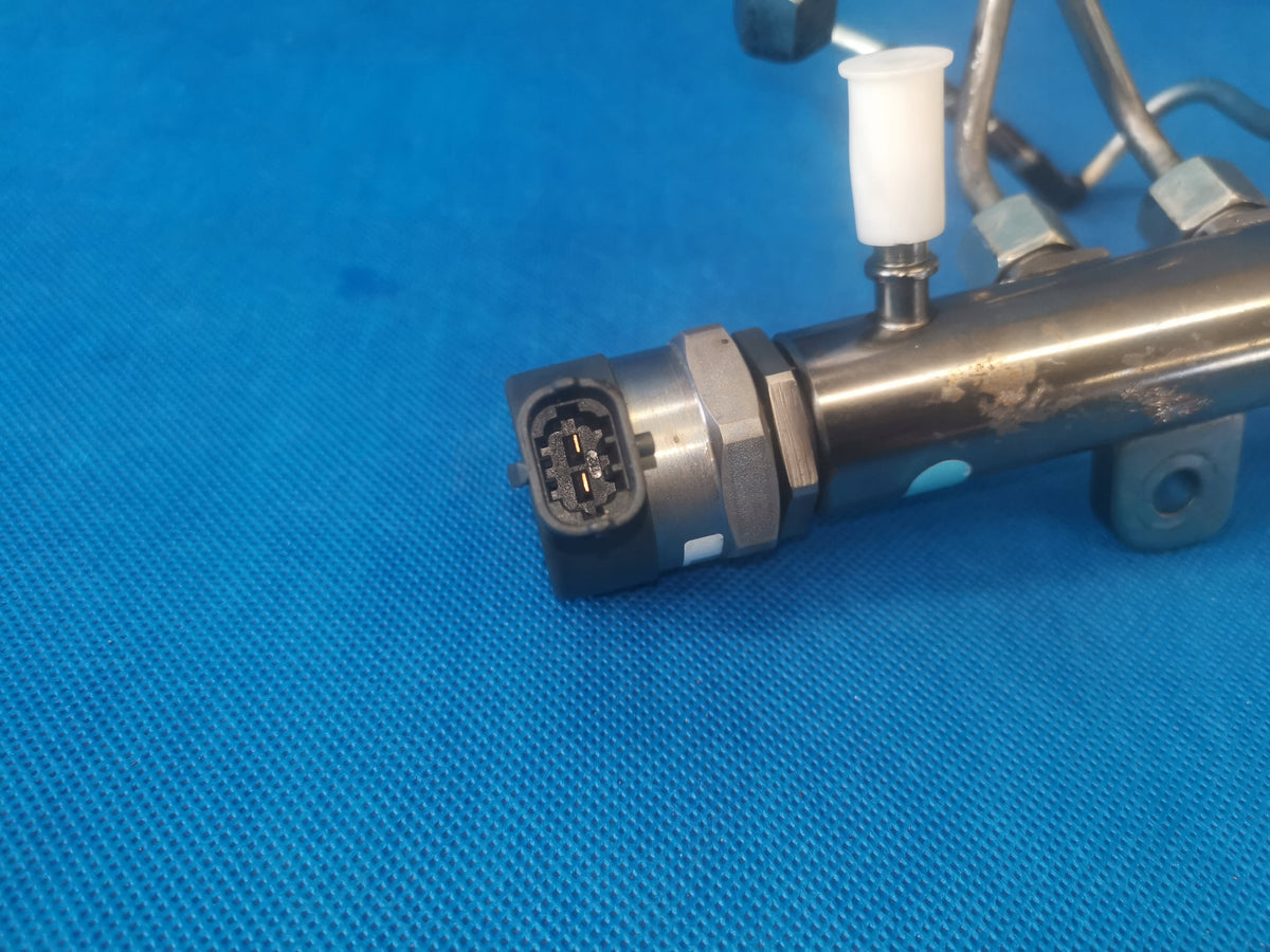 JAGUAR XF II X260 2018R 3.0 TD V6 INJECTION RAIL SENSOR CK5Q-9D280-AB