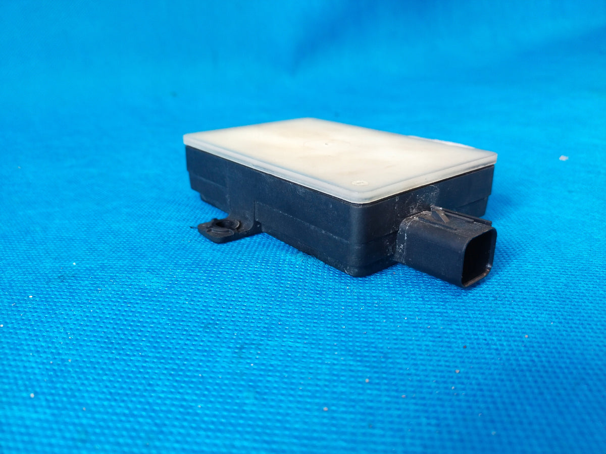 JAGUAR XF II X260 2018R 3.0 TD V6 RADAR SENSOR DISTRONIC JX63-14F152-AE