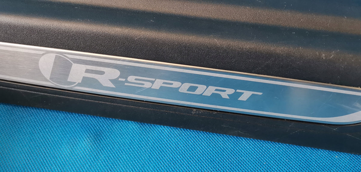 JAGUAR XF II X260 2018R 3.0 TD V6 THRESHOLD STRIP RIGHT FRONT GX6M-13200-BB