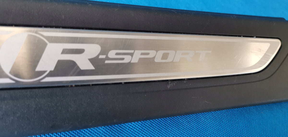 JAGUAR XF II X260 2018R 3.0 TD V6 THRESHOLD STRIP RIGHT FRONT GX6M-13200-BB