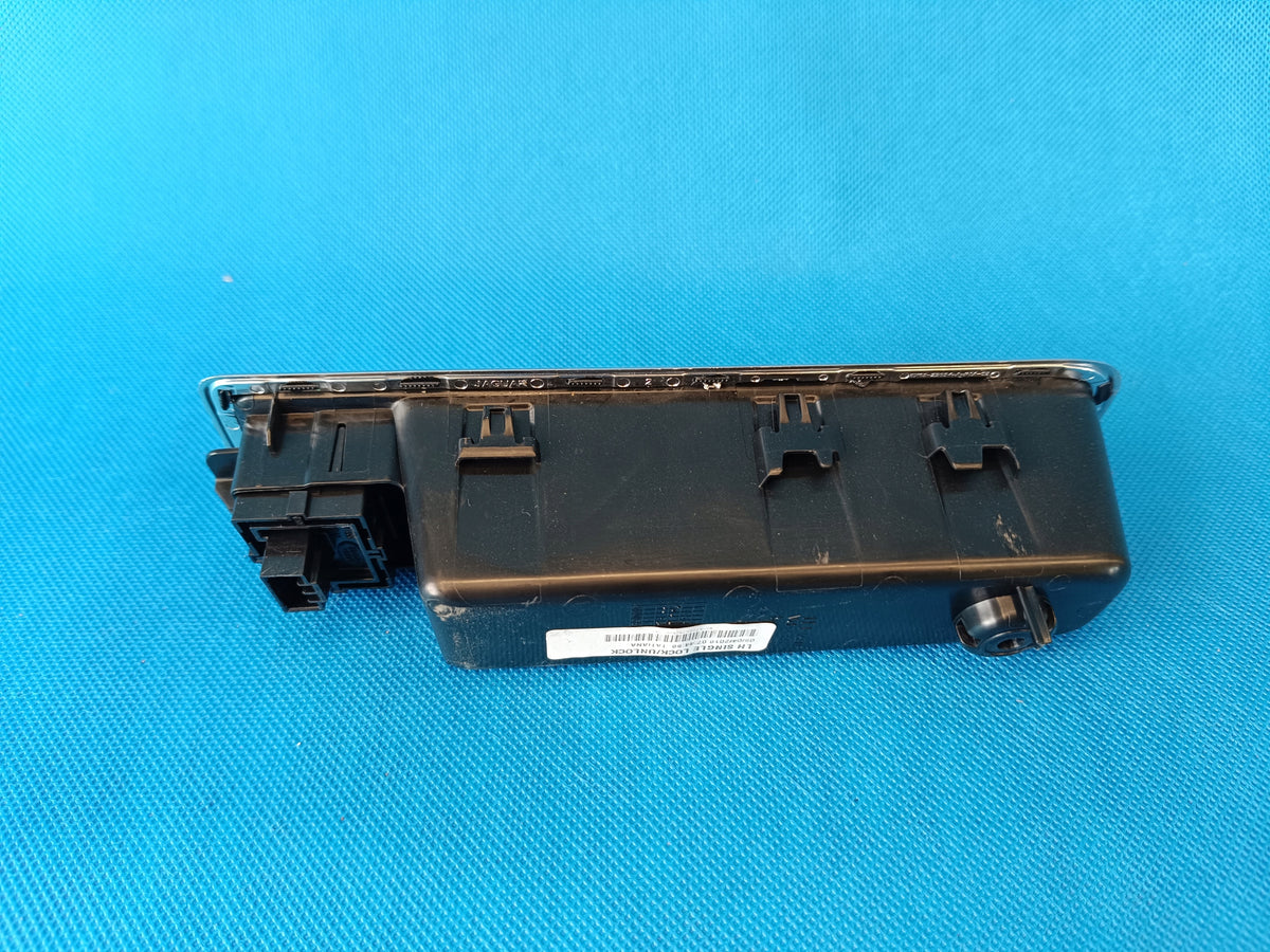 JAGUAR XF II X260 2018R DOOR LOCK SWITCH LEFT FRONT GX63-22635-A