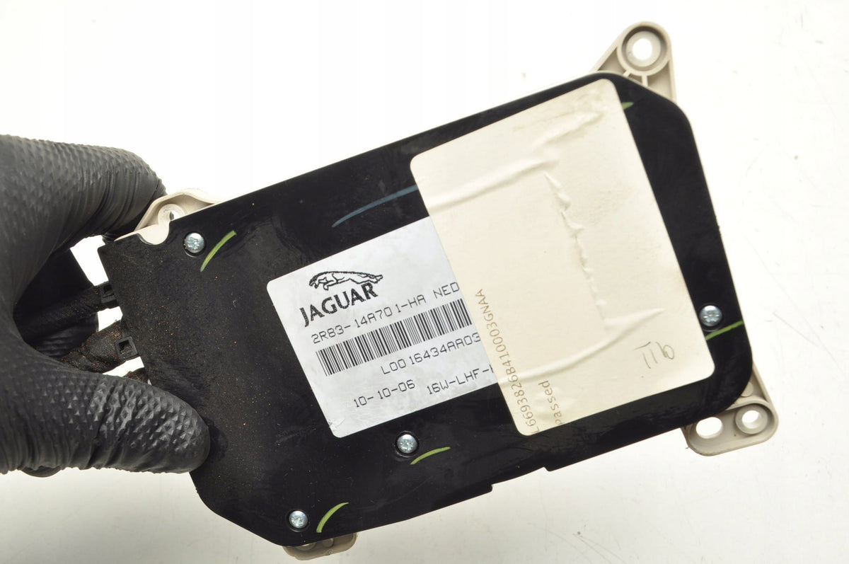 JAGUAR XJ X350 SEAT ADJUSTMENT PANEL LEFT 2R83-14A701-HA