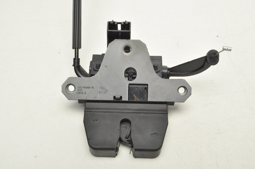 JAGUAR XJ X351 TAILGATE LOCK AW93-442A66-AC