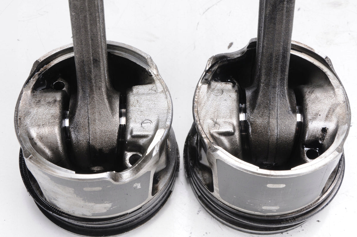 JEEP CHEROKEE KJ 2.8 CRD PISTON WITH CONNECTING ROD ENR