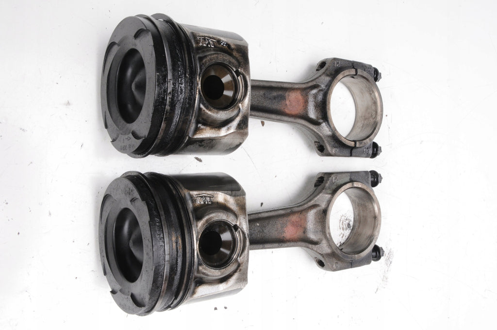 JEEP CHEROKEE KJ 2.8 CRD PISTON WITH CONNECTING ROD ENR