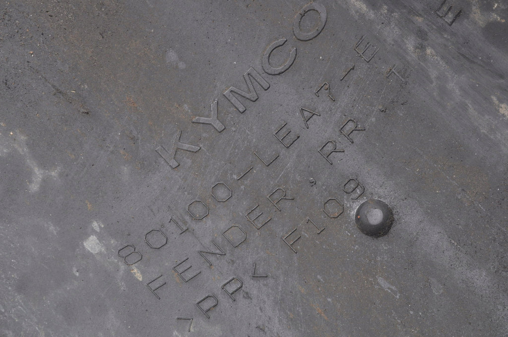 KAWASAKI J300 MUDGUARD REAR P2 80100-LEA7-E
