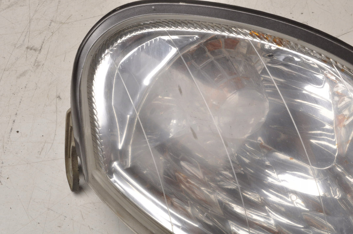 KIA CARENS AND HALOGEN LEFT APPROX-2CO-51050 EU