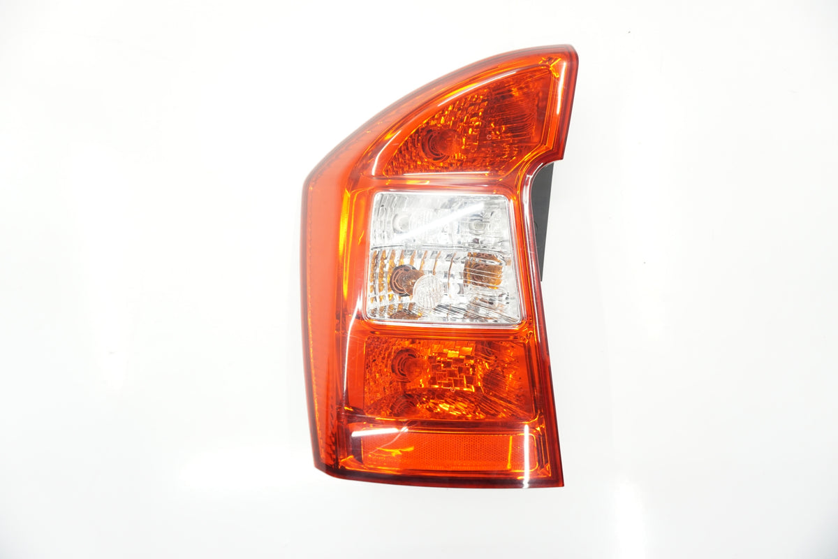 KIA CARENS III LAMP LEFT REAR 92401-100L