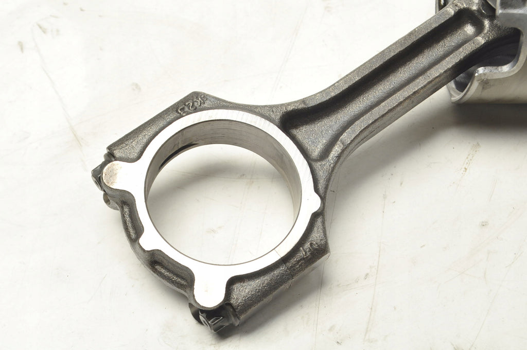 KIA CARENS IV 1.7 CDTI PISTON WITH CONNECTING ROD PC77
