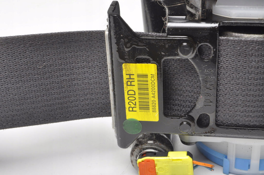 KIA CARENS IV BELT RIGHT FRONT TENSIONER 88820A4200