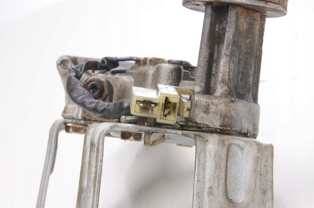 KIA CARNIVAL AND REAR WIPER MOTOR