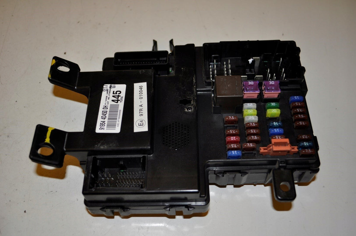 KIA CARNIVAL II FUSE BOX 91954-4D450