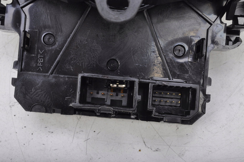 KIA CEED AND COMBINED TAPE SWITCH
