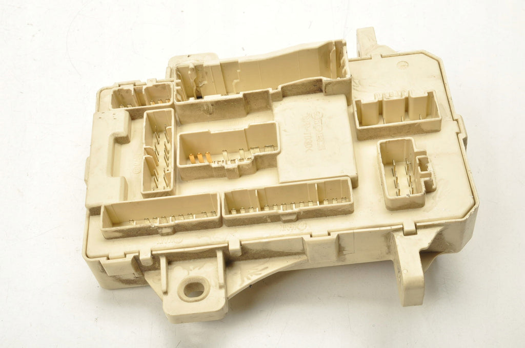KIA CEED AND FUSE BOX 91950-1H540