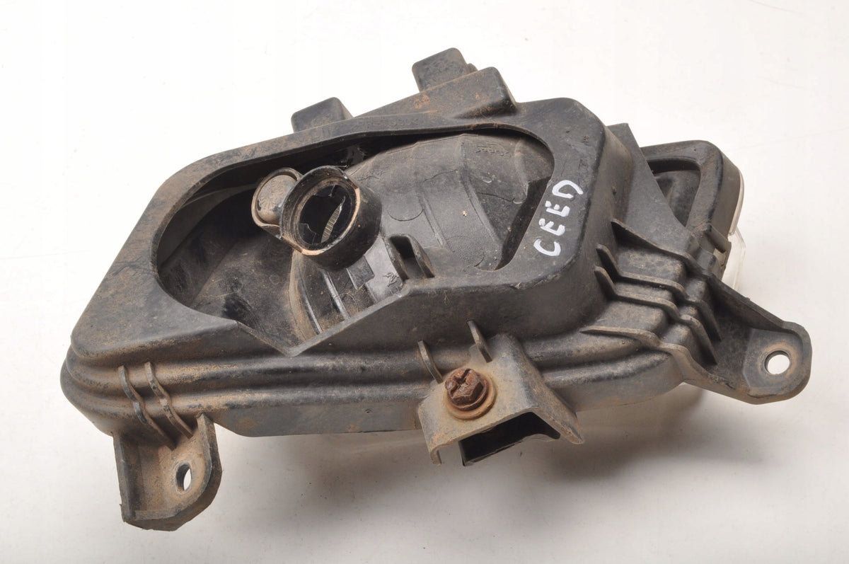KIA CEED AND HALOGEN LEFT LIFT